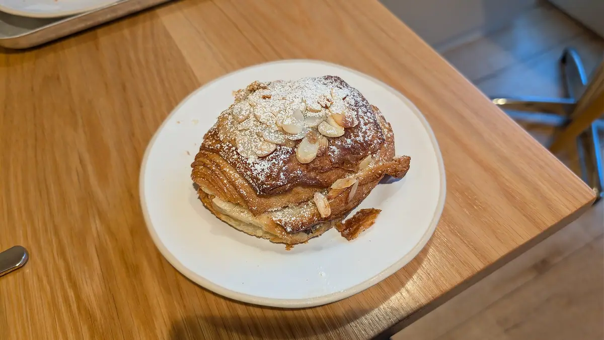 Caketastic – patisserie in Bletchley town centre